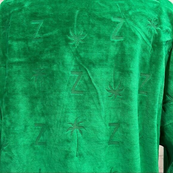 L Zumba Original boat shoulder Pullover. Nwt - Picture 12 of 13